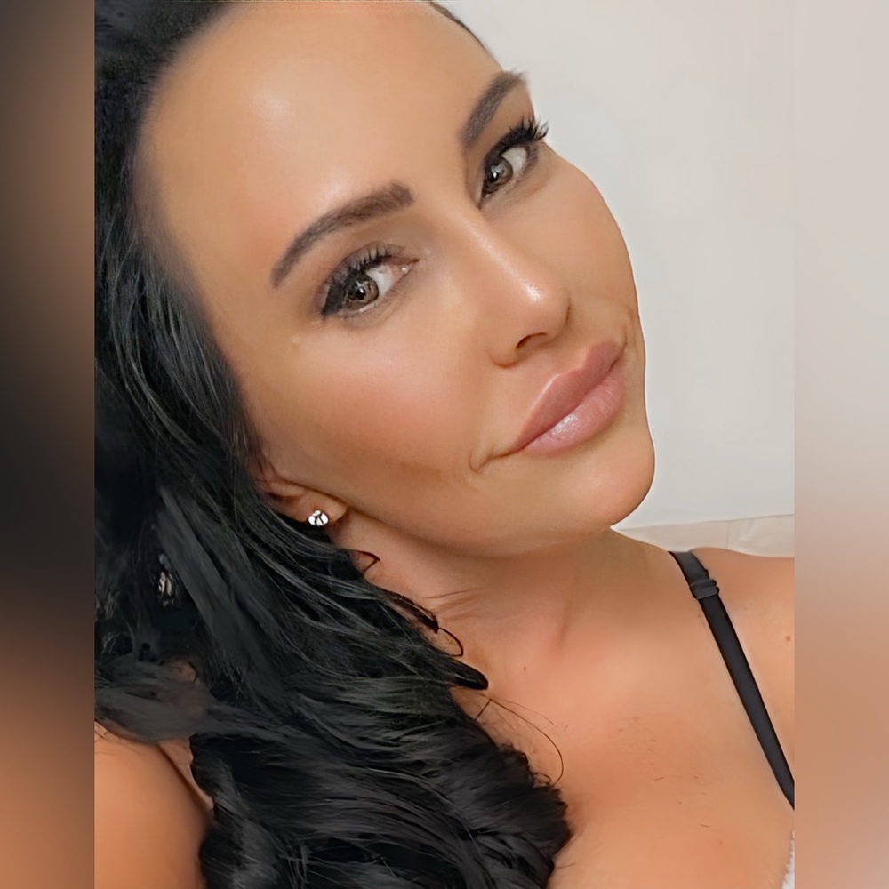 Meet your Posher, Melanie